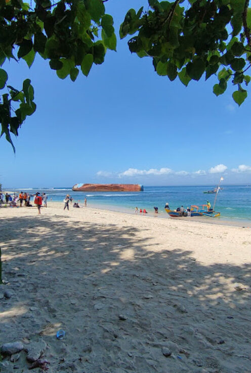 https://wanderboat.ai/attractions/indonesia/desa-pagandaran/pantai-pasir-putih-pangandaran/rSLvAhnpQEaxyEscXR3VJg